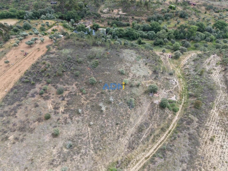 Terreno para Venda em Freixial e Juncal do Campo Foto 4