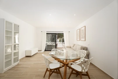 Apartamento T2 para Venda em Almancil