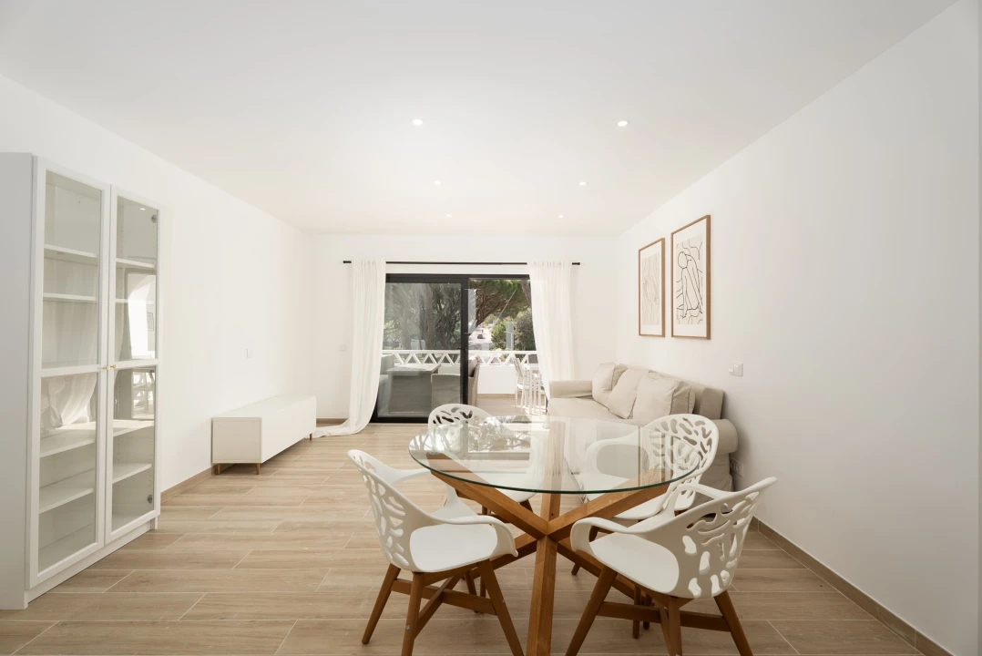 Apartamento T2 para Venda em Almancil Foto 5