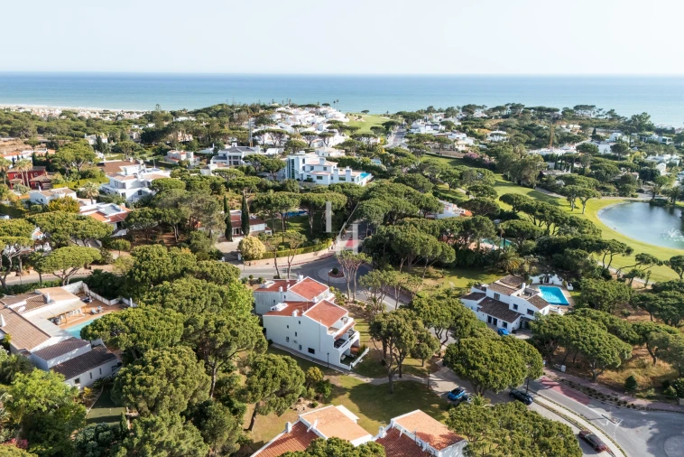 Apartamento T2 para Venda em Almancil Foto 28