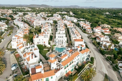 Apartamento T2 para Arrendamento férias em Quarteira