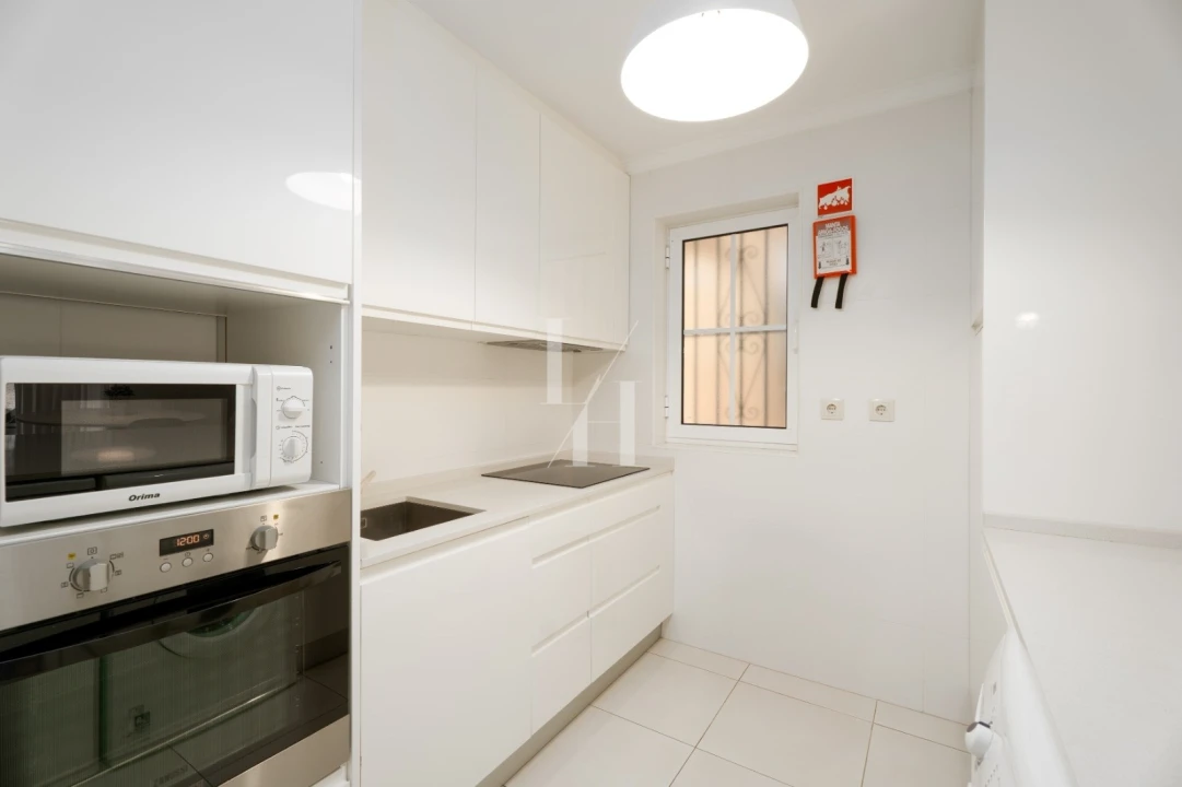 Apartamento T2 para Arrendamento férias em Quarteira Foto 17
