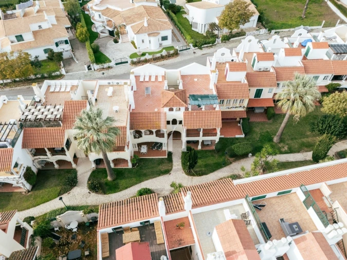 Apartamento T2 para Arrendamento férias em Quarteira Foto 16