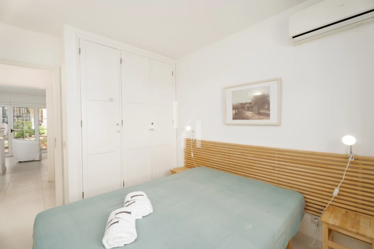 Apartamento T2 para Arrendamento férias em Quarteira Foto 3