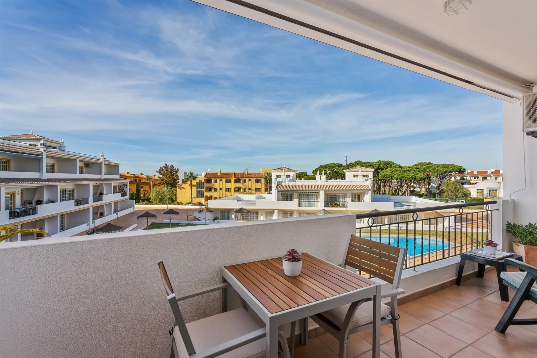 Apartamento T2 para Arrendamento férias em Quarteira Foto 4
