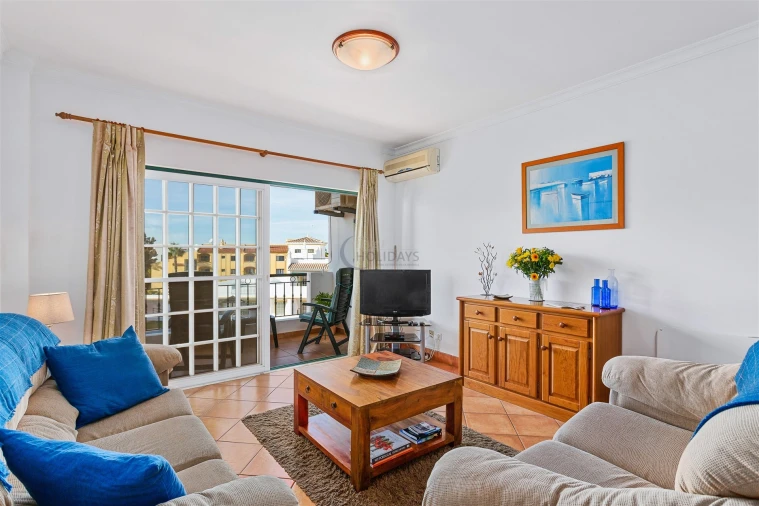 Apartamento T2 para Arrendamento férias em Quarteira Foto 5