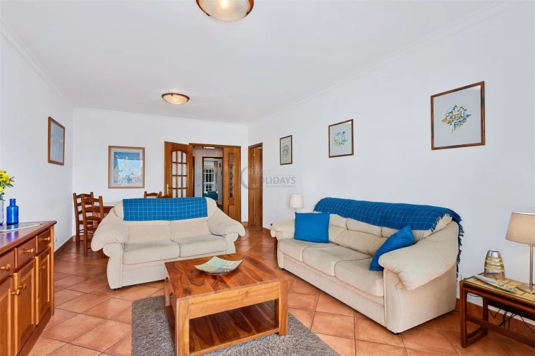 Apartamento T2 para Arrendamento férias em Quarteira Foto 15