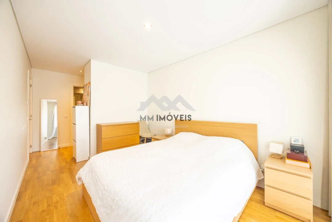 Apartamento T1 para Venda em Lordelo do Ouro e Massarelos Foto 22