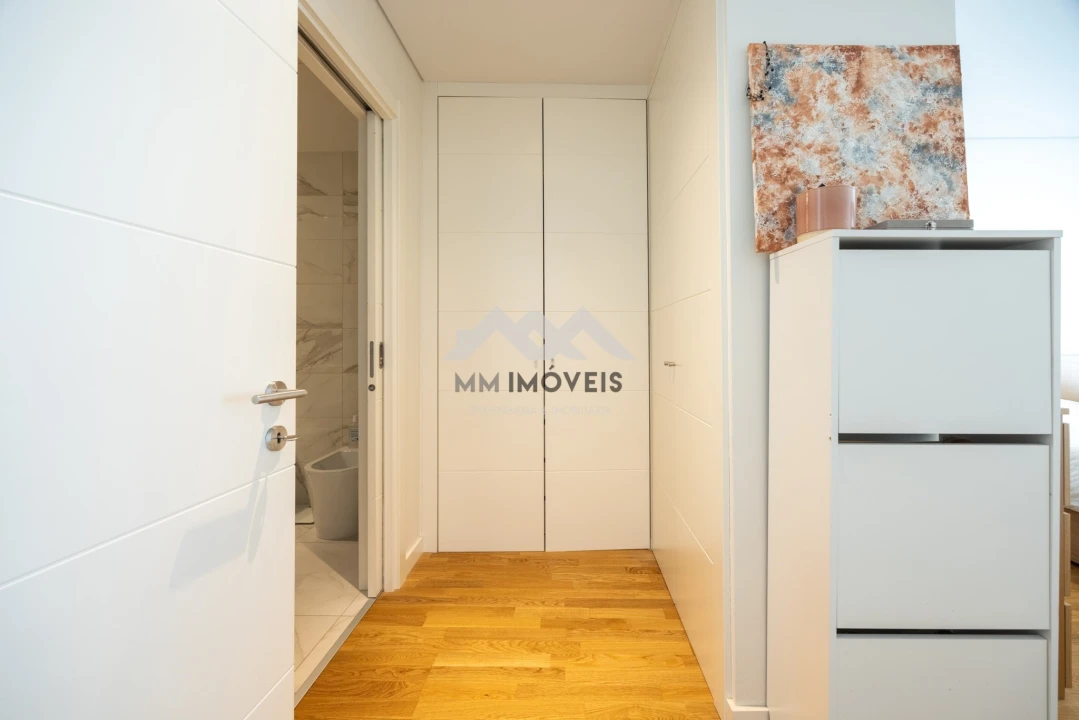 Apartamento T1 para Venda em Lordelo do Ouro e Massarelos Foto 21