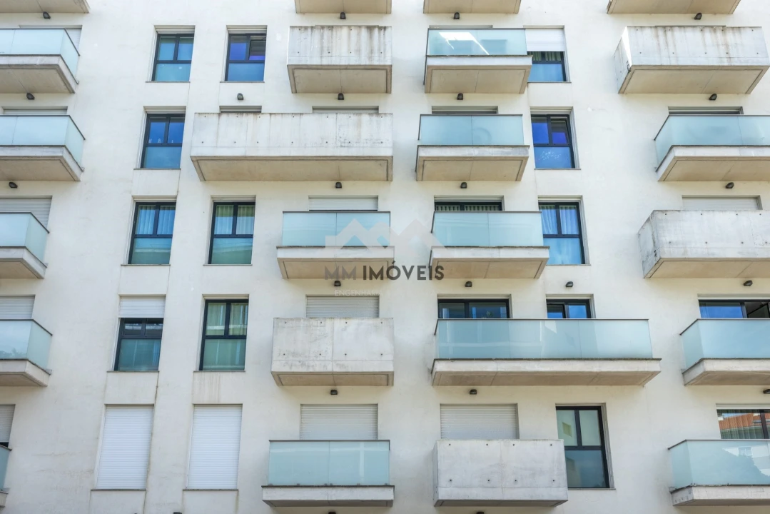 Apartamento T1 para Venda em Lordelo do Ouro e Massarelos Foto 43