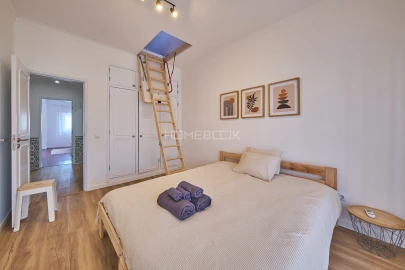 Apartamento T6 para Venda em Charneca de Caparica e Sobreda