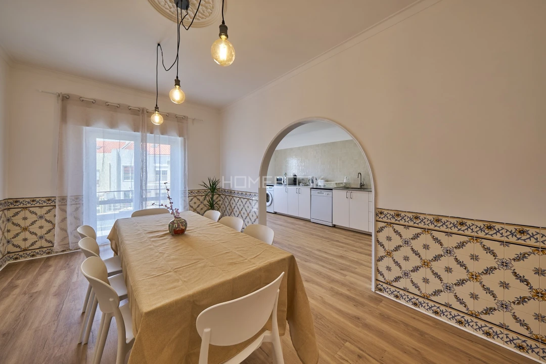 Apartamento T6 para Venda em Charneca de Caparica e Sobreda Foto 10