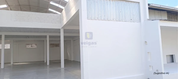Armazém para Venda em Marinha Grande