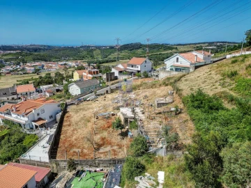 Terreno para Venda em Agualva e Mira-Sintra