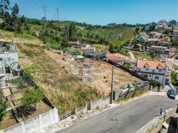 Terreno para Venda em Agualva e Mira-Sintra