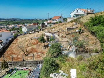 Terreno para Venda em Agualva e Mira-Sintra
