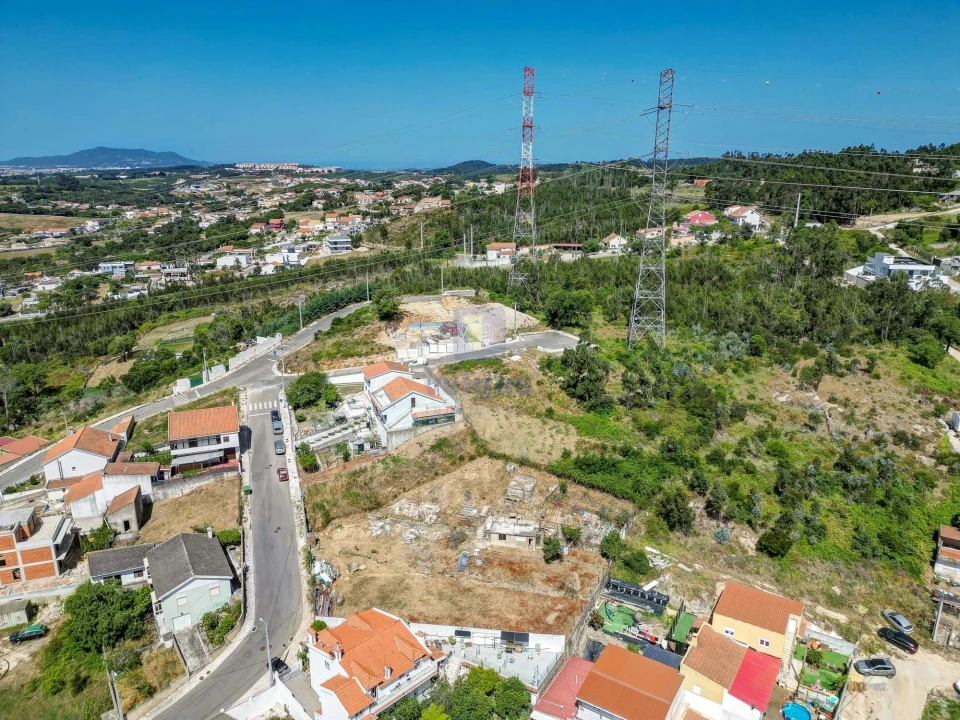 Terreno para Venda em Agualva e Mira-Sintra Foto 12
