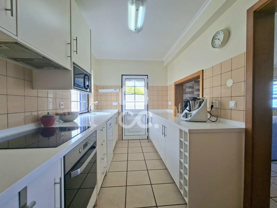 Moradia T3 para Venda em Porto Judeu Foto 8