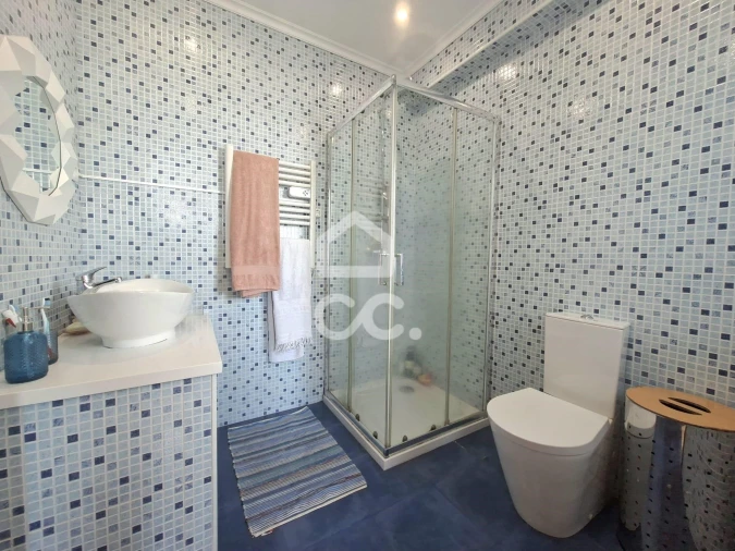 Moradia T3 para Venda em Porto Judeu Foto 11
