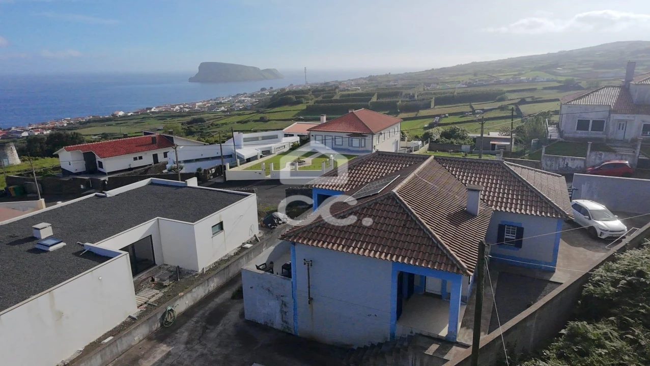 Moradia T3 para Venda em Porto Judeu Foto 19