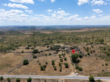 Moradia T5 para Venda em Alcoutim e Pereiro
