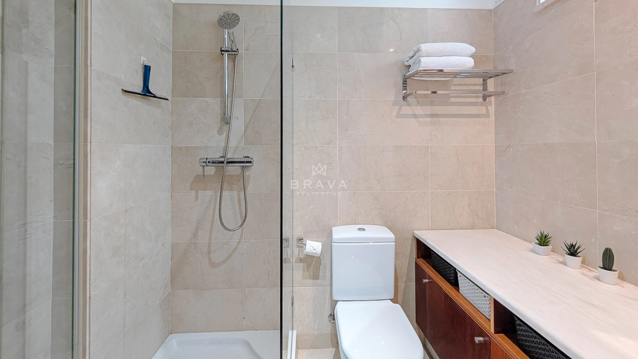 Apartamento T2 para Venda em Quarteira Foto 22