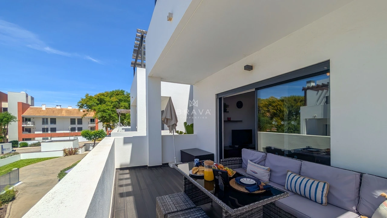 Apartamento T2 para Venda em Quarteira Foto 11