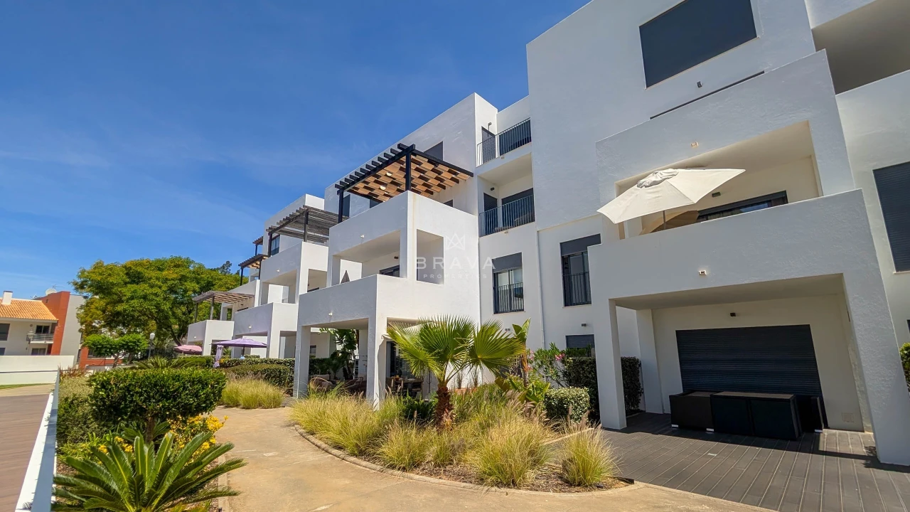 Apartamento T2 para Venda em Quarteira Foto 36