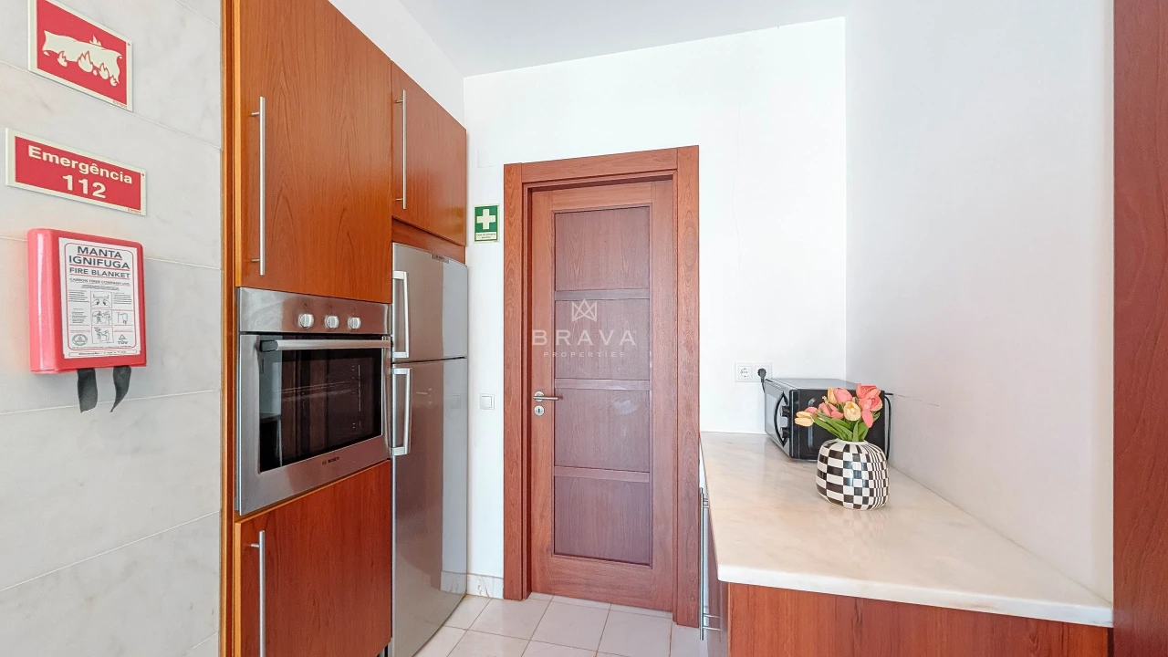 Apartamento T2 para Venda em Quarteira Foto 17