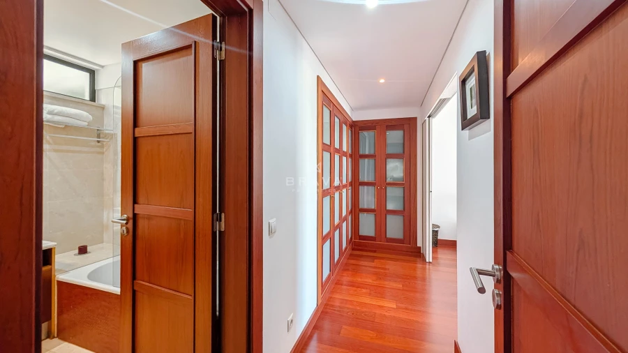 Apartamento T2 para Venda em Quarteira Foto 23