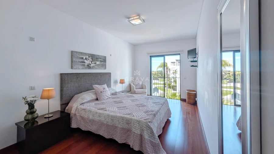 Apartamento T2 para Venda em Quarteira Foto 25