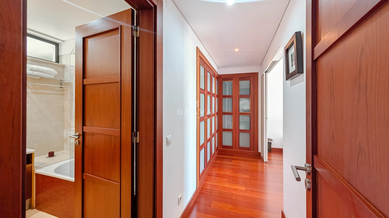Apartamento T2 para Venda em Quarteira Foto 23