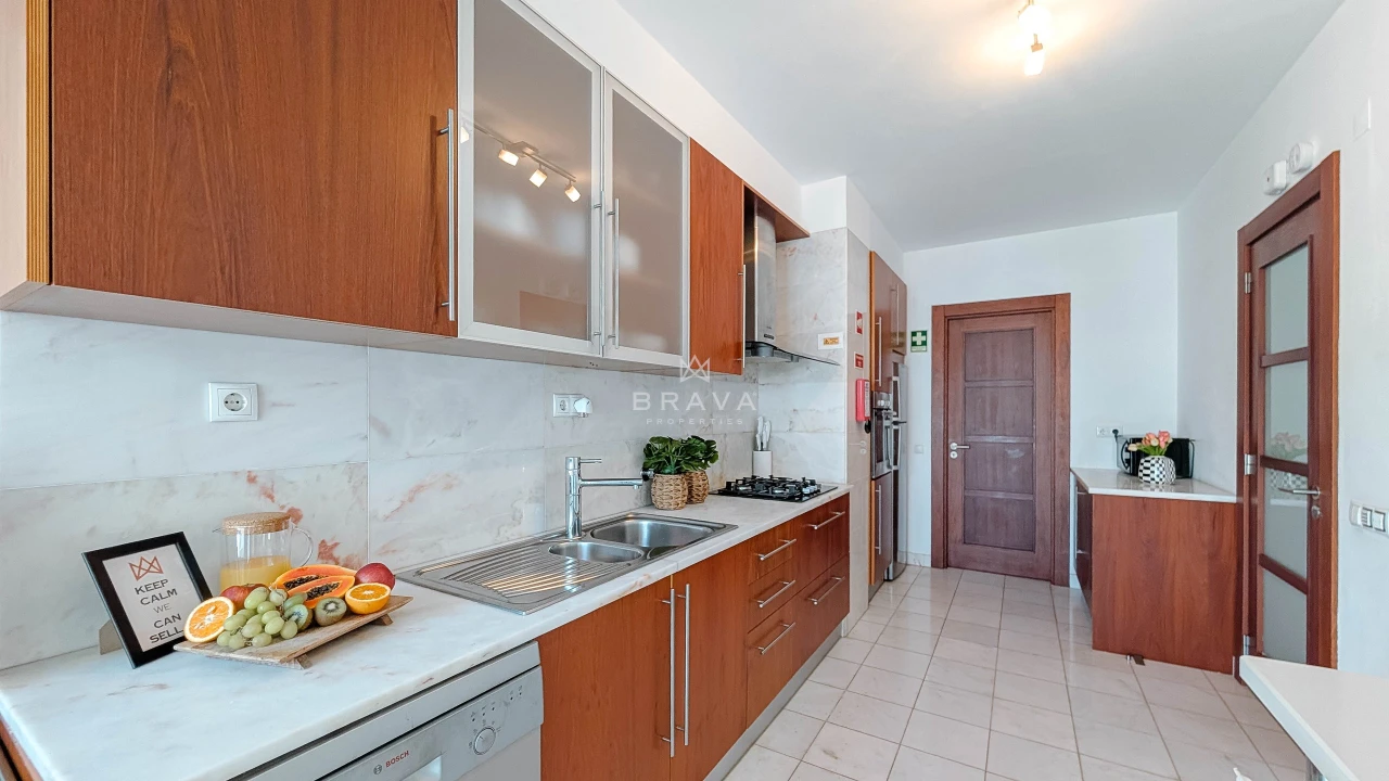Apartamento T2 para Venda em Quarteira Foto 16