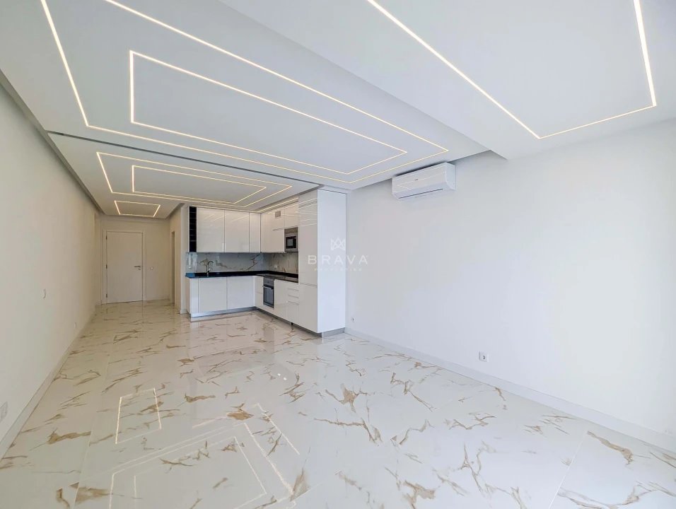 Apartamento T2 para Venda em Quarteira Foto 4