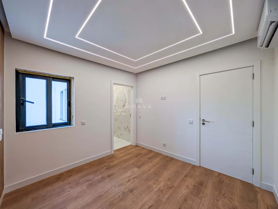 Apartamento T2 para Venda em Quarteira Foto 16