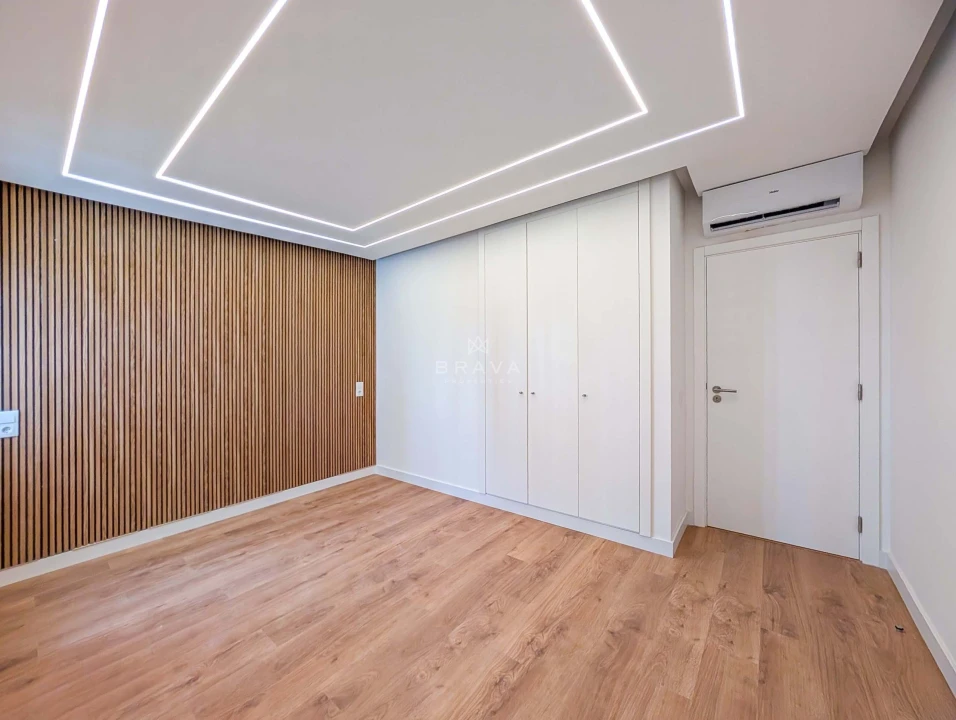 Apartamento T2 para Venda em Quarteira Foto 11