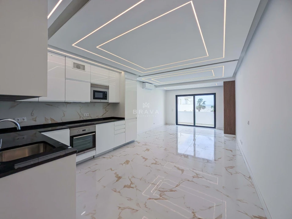 Apartamento T2 para Venda em Quarteira Foto 2