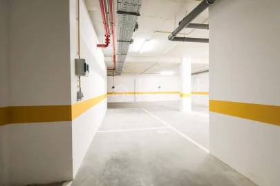 Apartamento T3 para Venda em Santo António dos Cavaleiros e Frielas