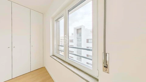 Apartamento T3 para Venda em Santo António dos Cavaleiros e Frielas