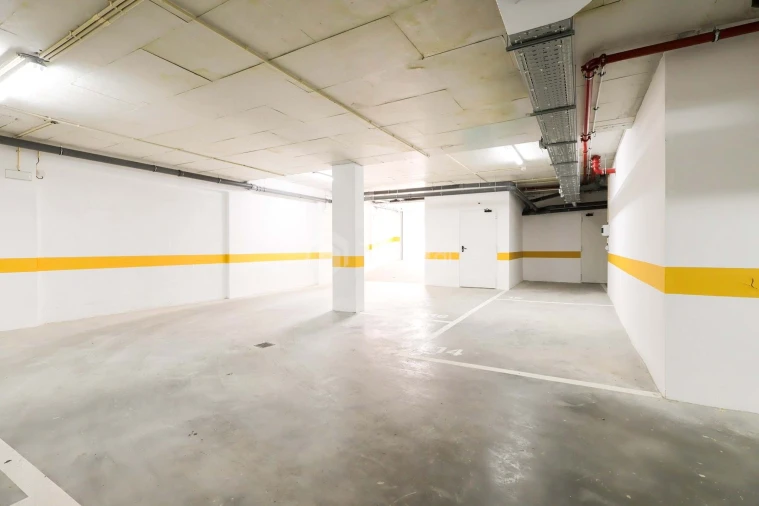 Apartamento T3 para Venda em Santo António dos Cavaleiros e Frielas Foto 43