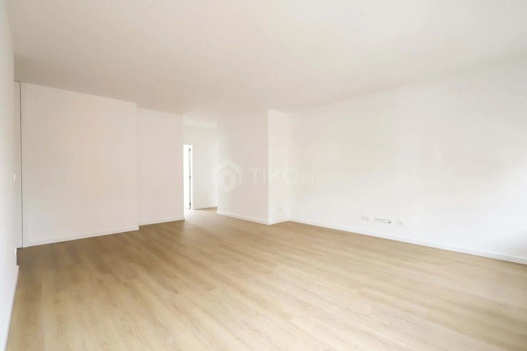 Apartamento T3 para Venda em Santo António dos Cavaleiros e Frielas Foto 14