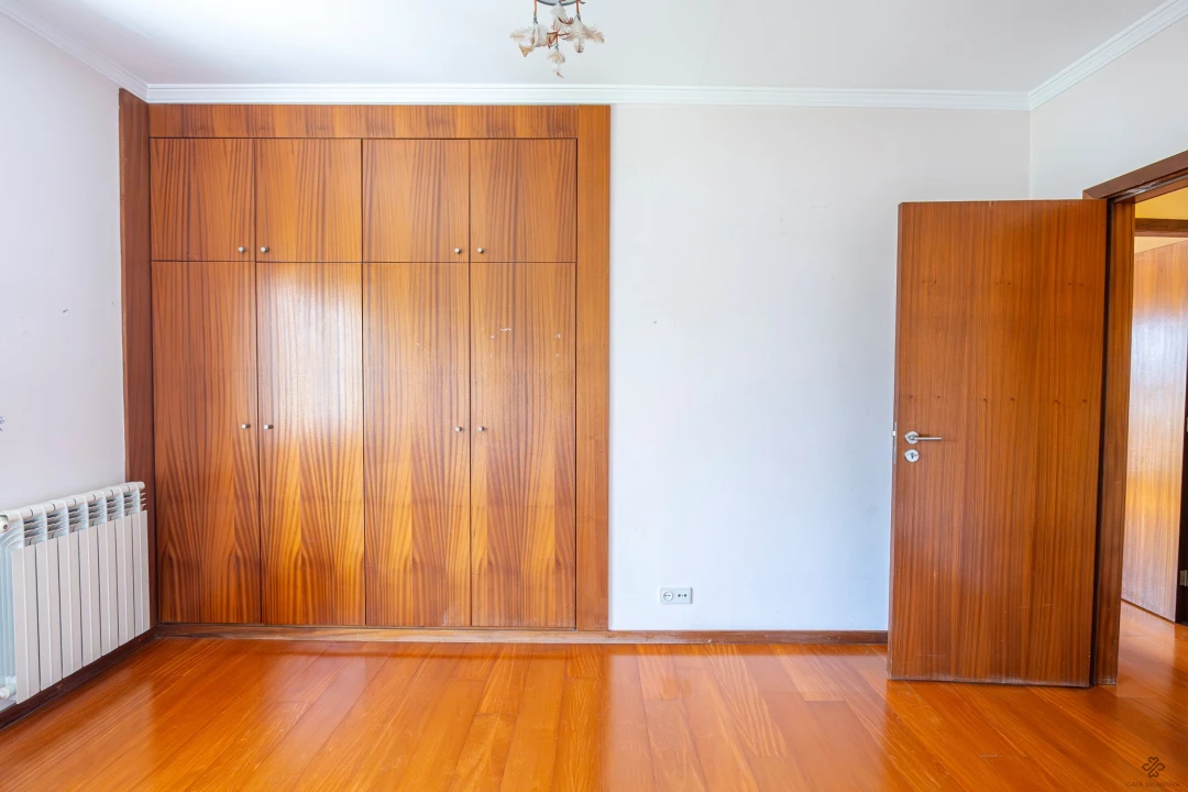 Apartamento T2 para Venda em Santa Marinha Foto 12
