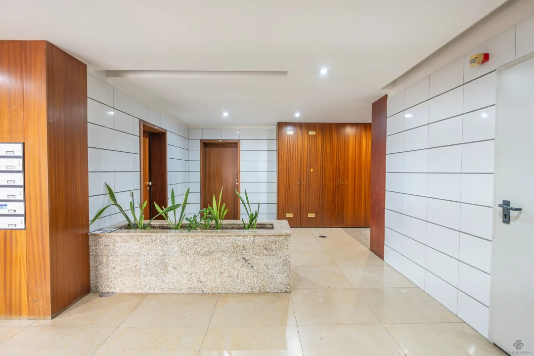 Apartamento T2 para Venda em Santa Marinha Foto 24