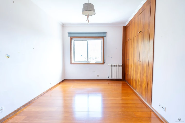 Apartamento T2 para Venda em Santa Marinha Foto 11