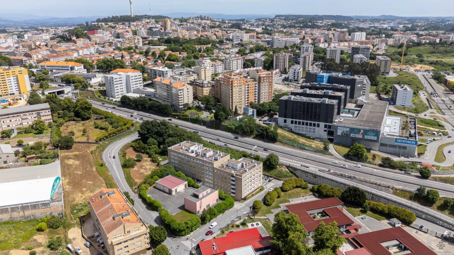 Apartamento T2 para Venda em Santa Marinha Foto 3