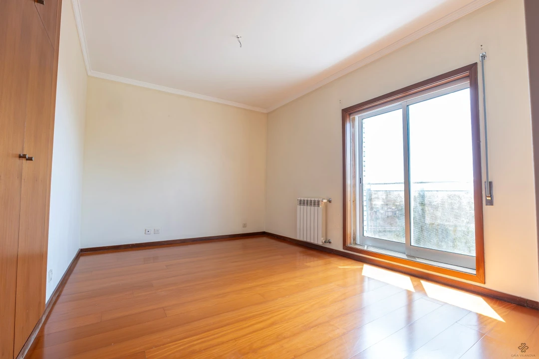 Apartamento T2 para Venda em Santa Marinha Foto 7