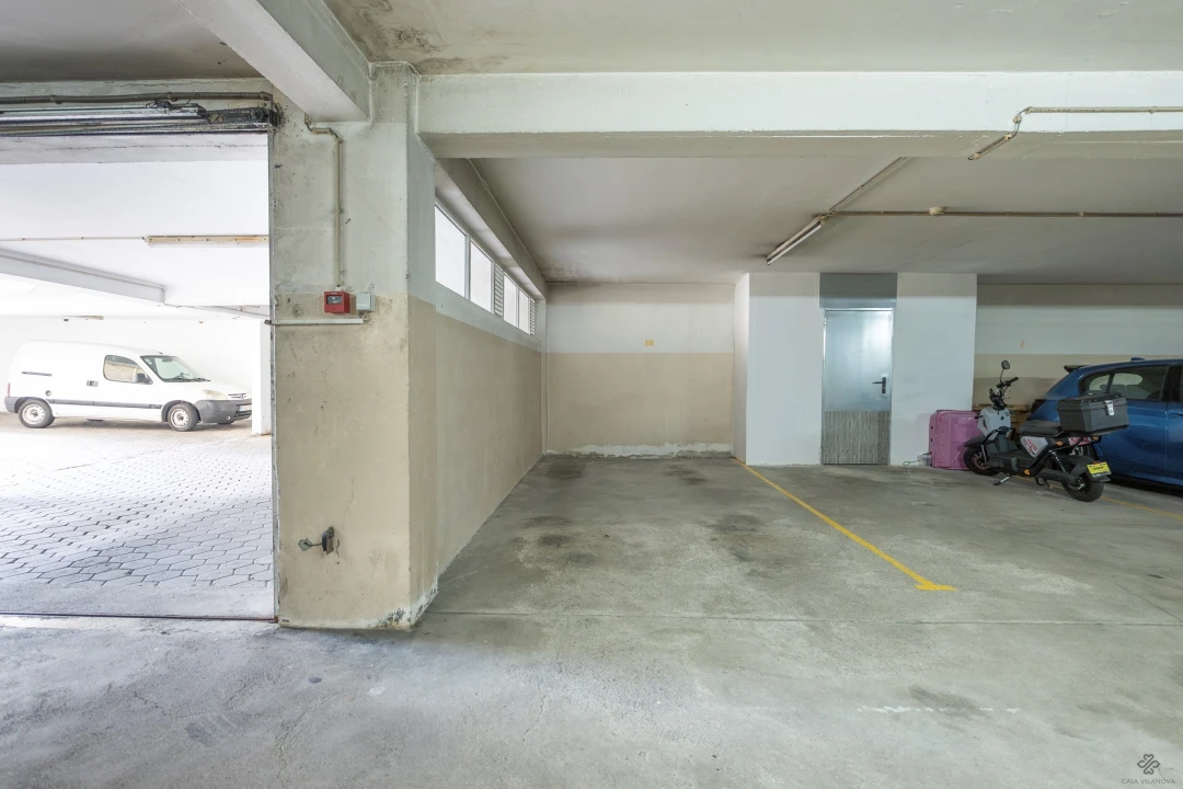 Apartamento T2 para Venda em Santa Marinha Foto 26