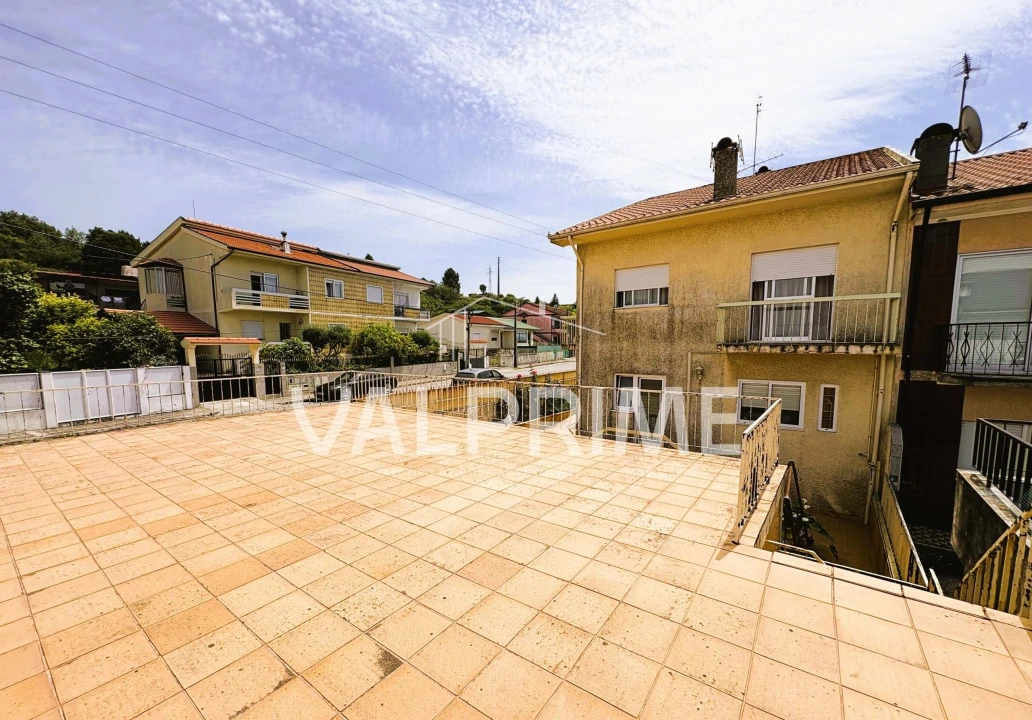 Moradia T4 para Venda em Valongo Foto 7