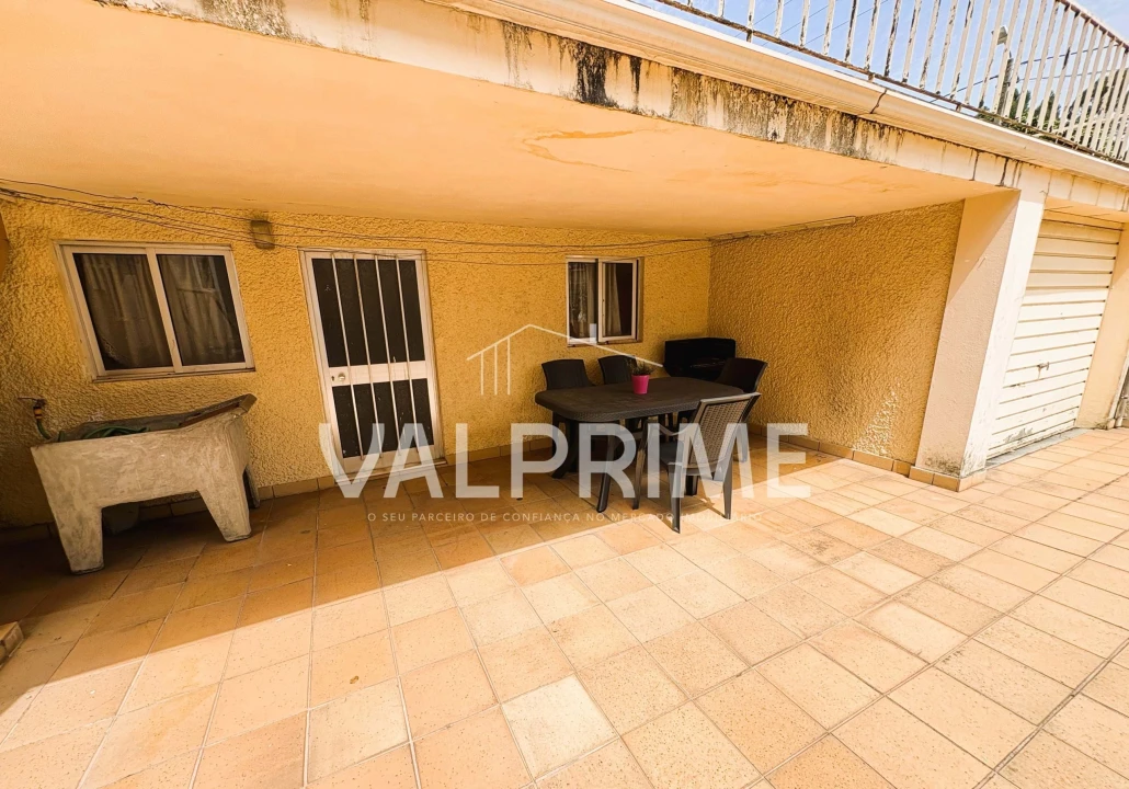 Moradia T4 para Venda em Valongo Foto 10