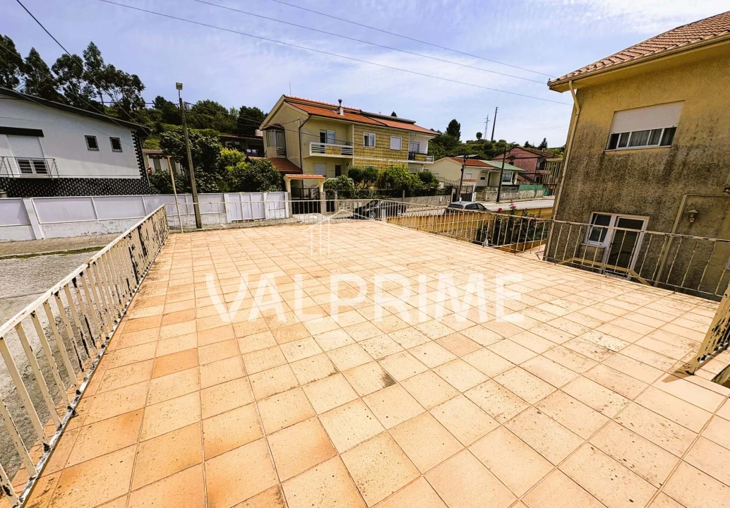 Moradia T4 para Venda em Valongo Foto 8